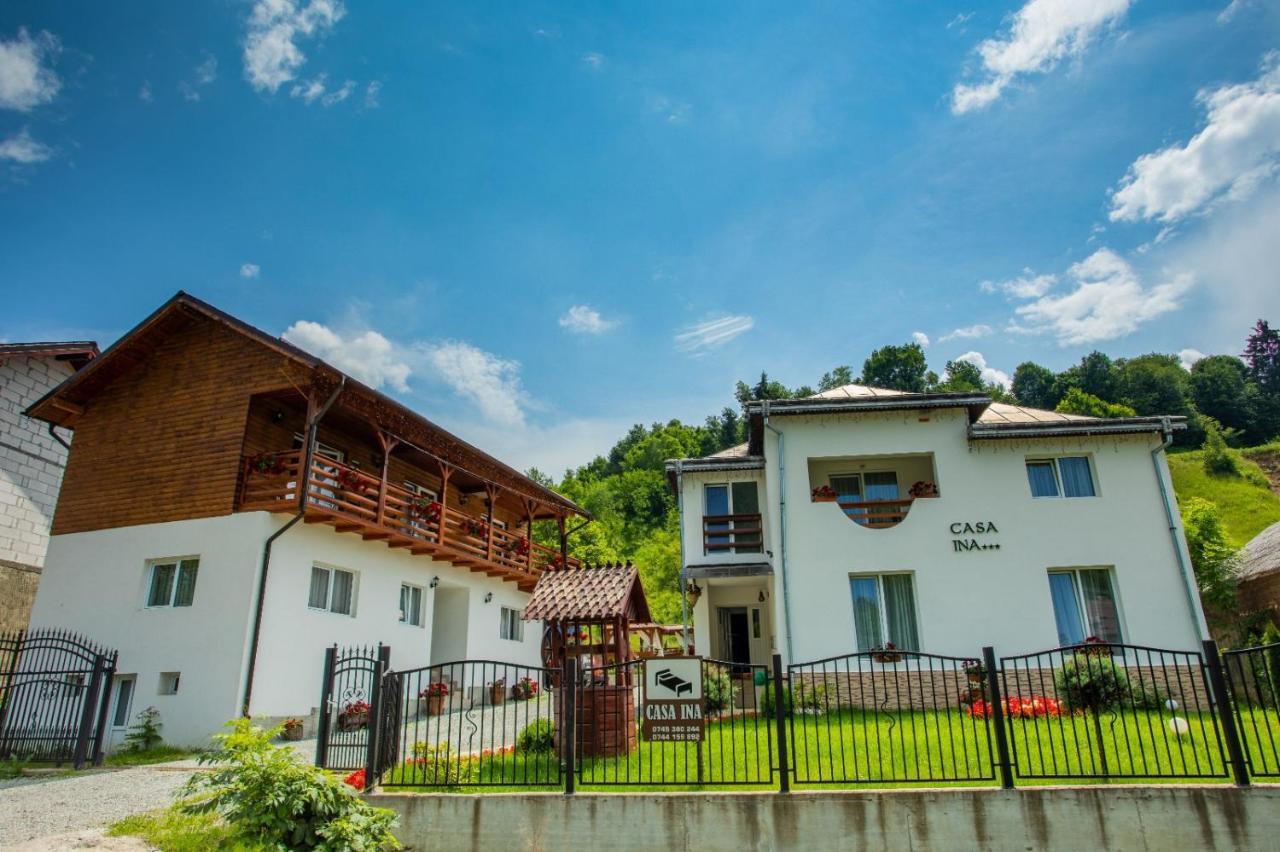 Hotel Casa Ina Moisei Exterior foto